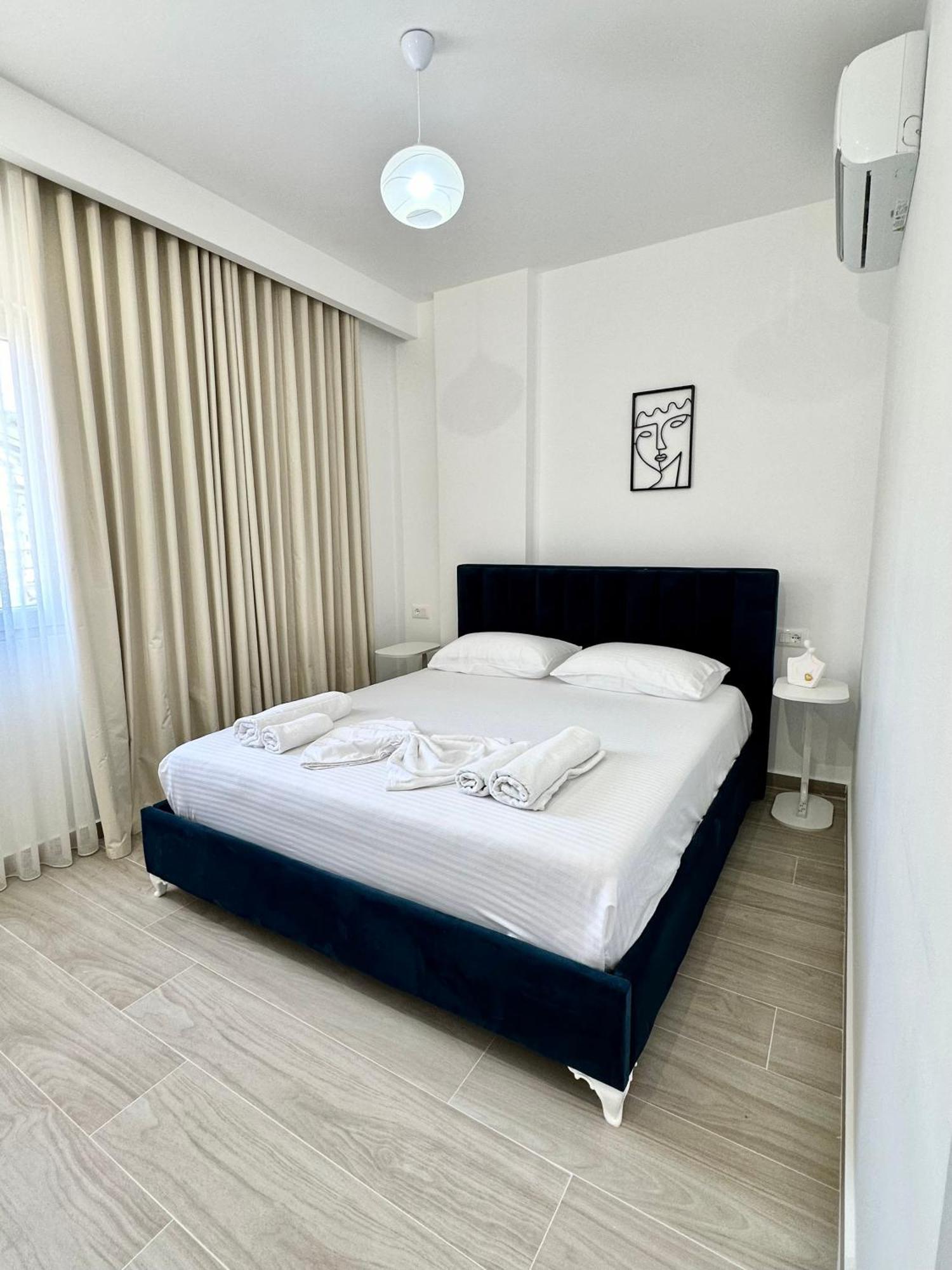 Al Mare Rooms Sarandë Buitenkant foto
