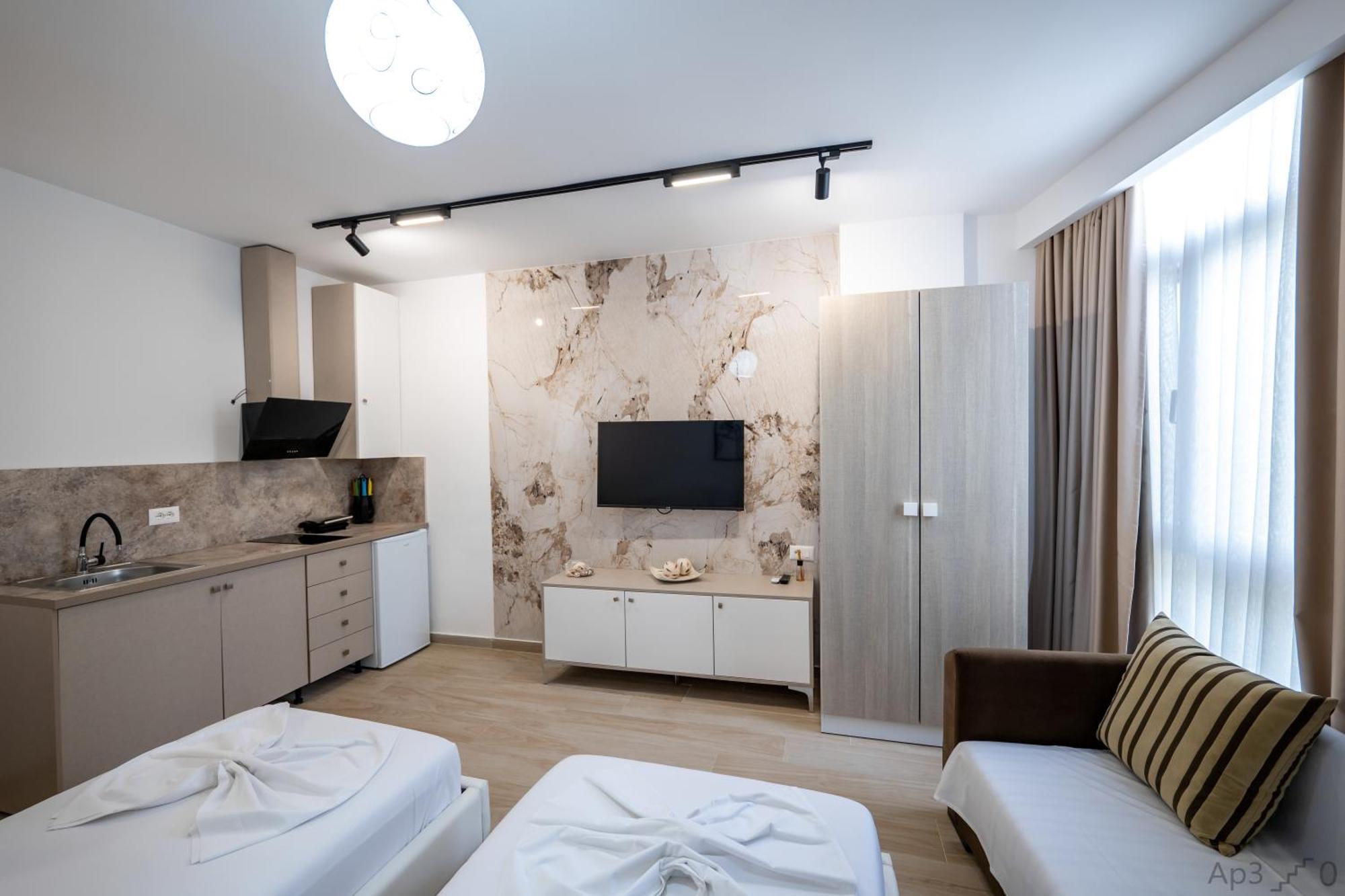 Al Mare Rooms Sarandë Buitenkant foto