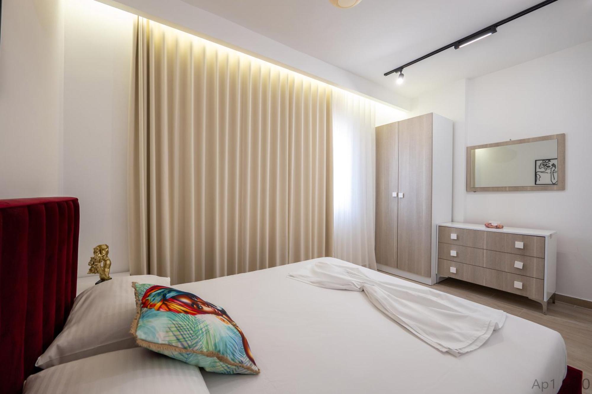 Al Mare Rooms Sarandë Buitenkant foto