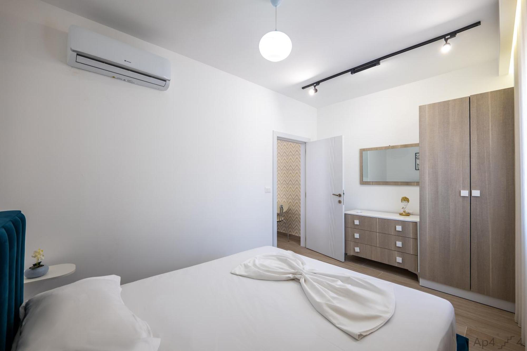 Al Mare Rooms Sarandë Buitenkant foto